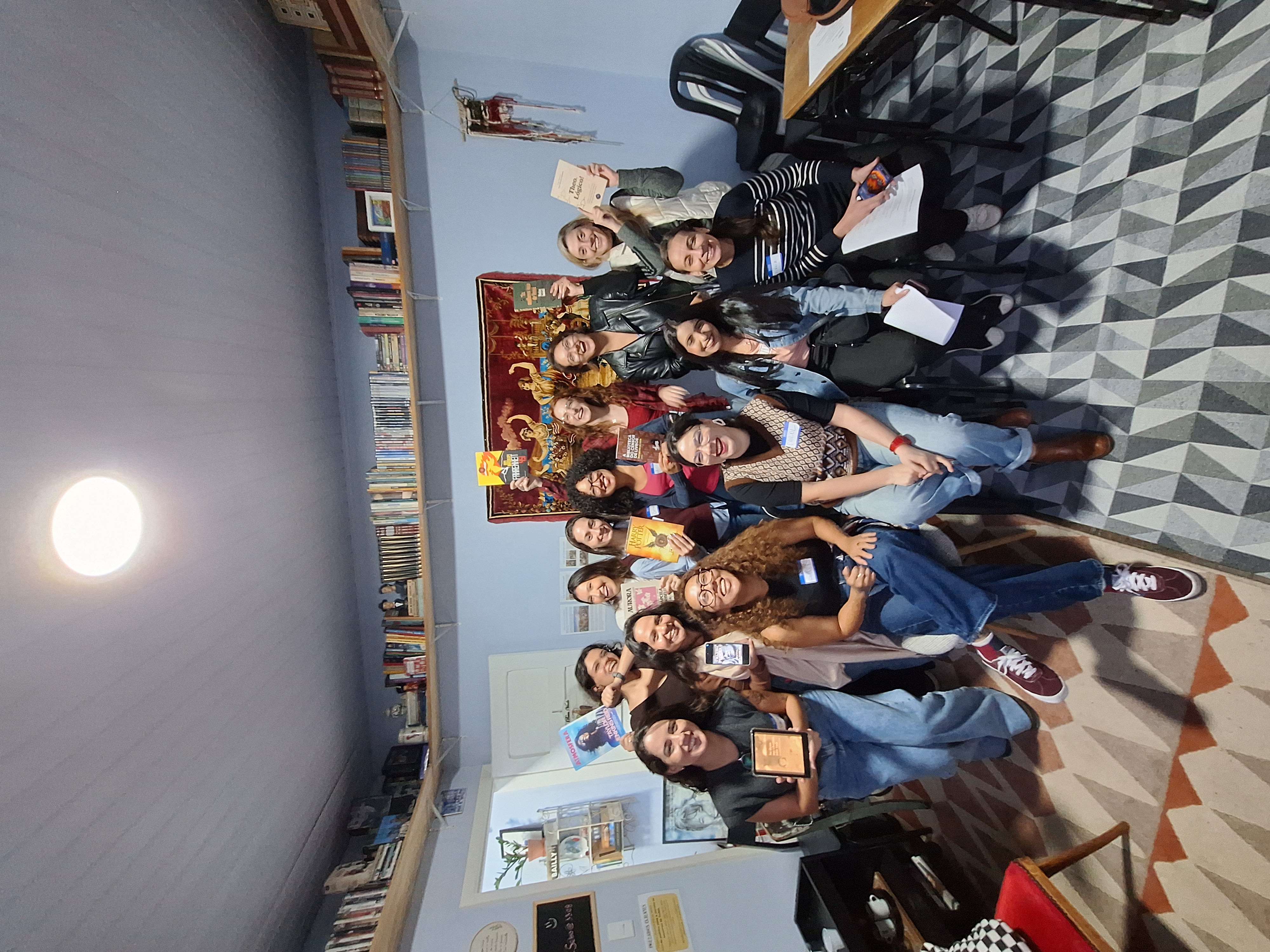 English Club no Sebo Pura Poesia - Outubro/26!