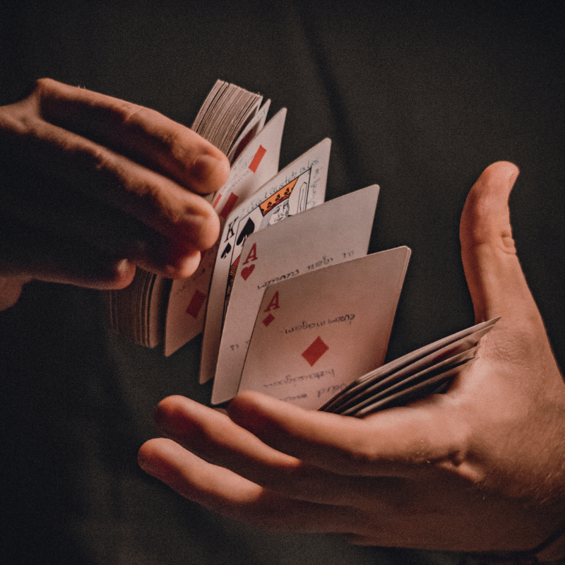Lezione introduttiva | Prestigiazione: giochi di magia e Mentalismo ♠️